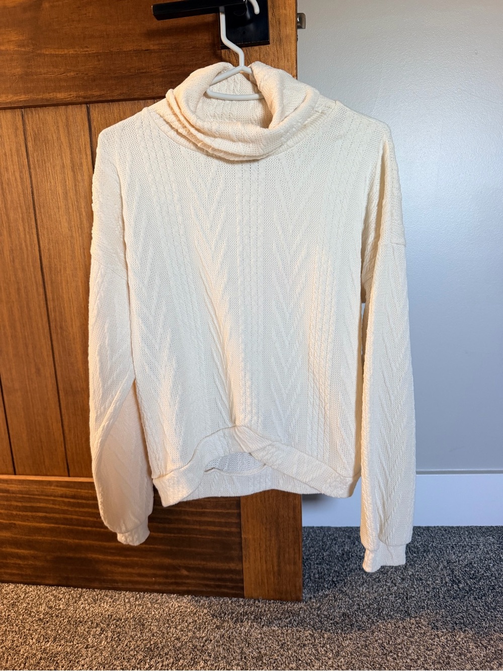 Daytrip Cream Cowl Neck Sweater Size XS